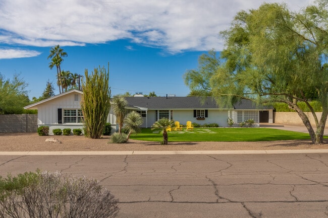 Photo - 5214 N 43RD PL
