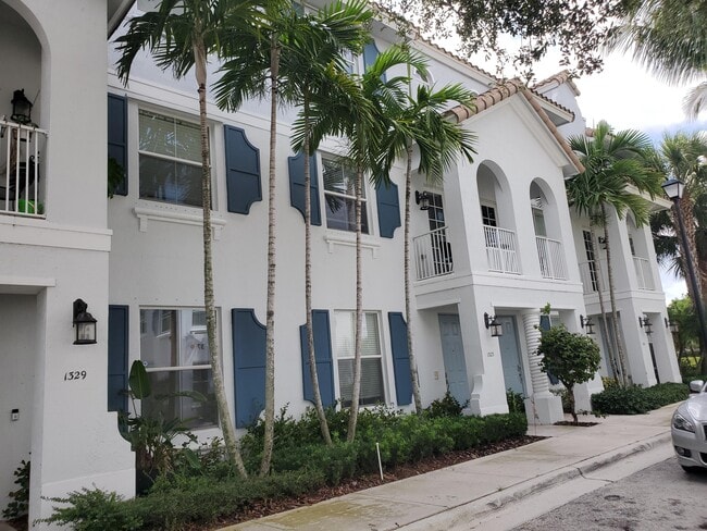 Photo - 1317 Piazza Pitti