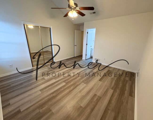 Photo - 503 NE 1st St