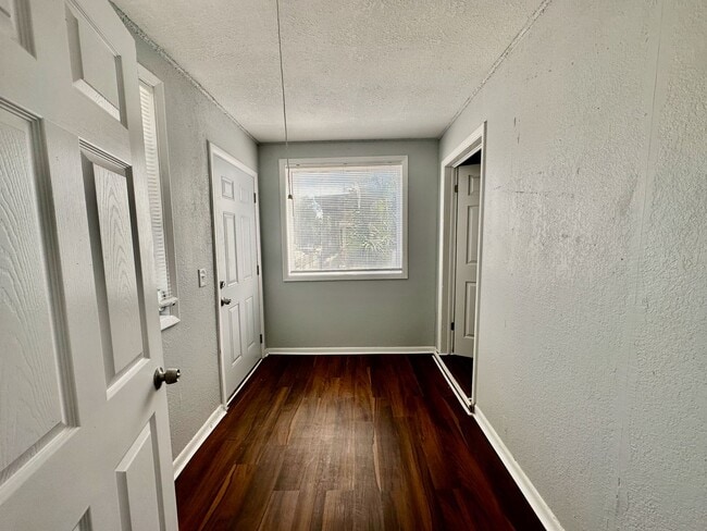 Photo - Wonderful Bungalow Just Renovated!