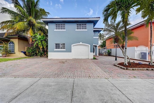 Building Photo - 14125 SW 167th Terrace Rental