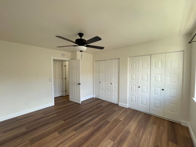 Photo - Fully Remodeled – 2 Bed / 1.5 Bath Unit 3
