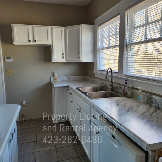 Photo - House For Rent, Bristol,TN