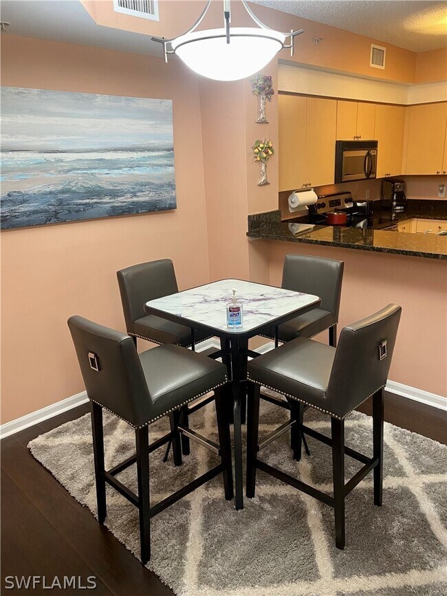 Photo - 1105 Reserve Ct Unit 206