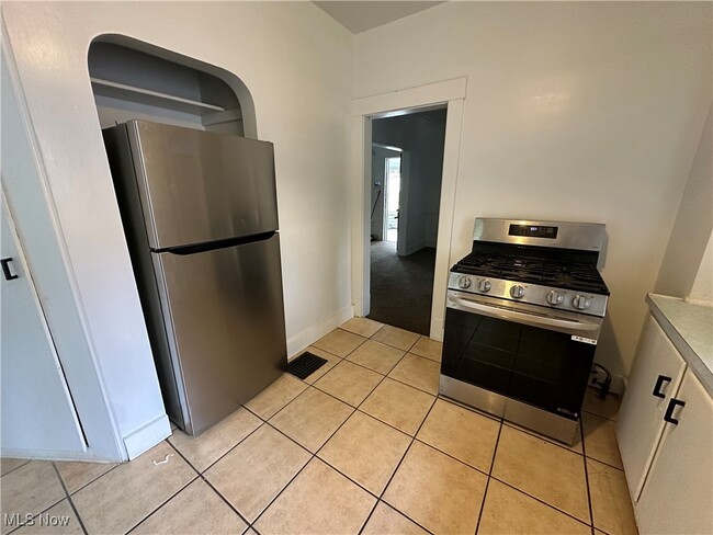 Photo - 175 Brookline Ave