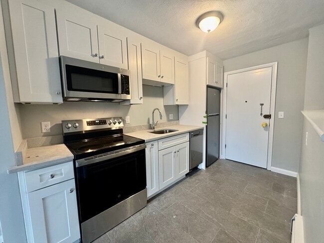 Photo - 97 Spring St Unit B7