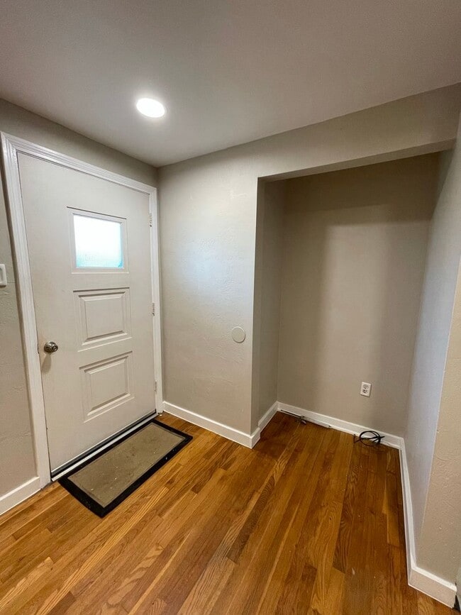 Photo - 157 Merritt Ave