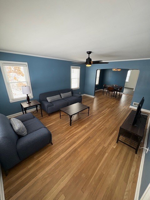 Photo - 269 W Waterloo St