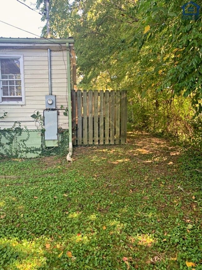 Photo - 3015 Sunset Ave