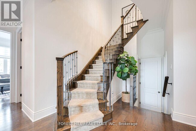 Photo - 101 Glenheron Crescent