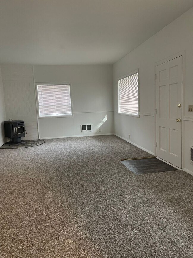 Photo - Nice and Bright Rambler near Downtown Kirkland