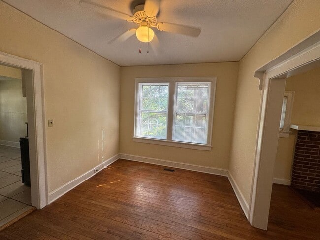 Photo - Cute Cape Cod