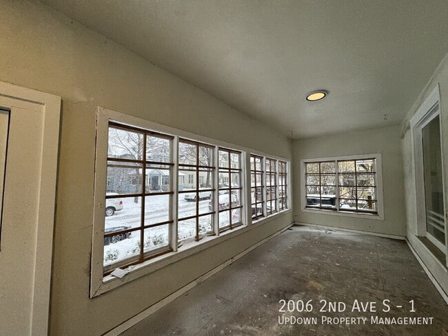 Photo - 2006 2nd Ave S Unit 1