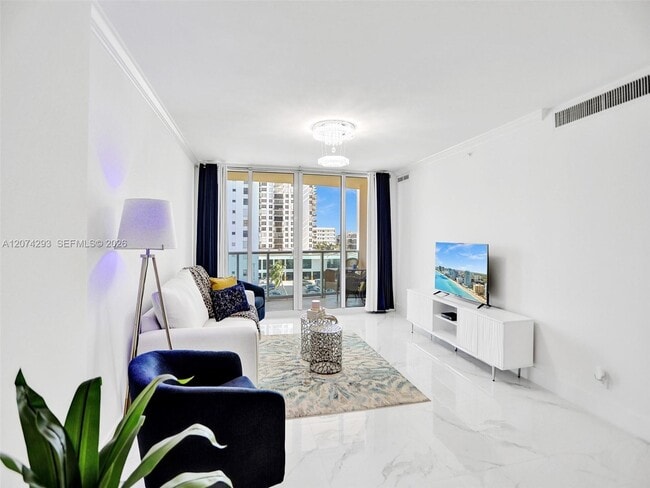 Building Photo - 2501 S Ocean Dr Unit 639 (available Sep 21)