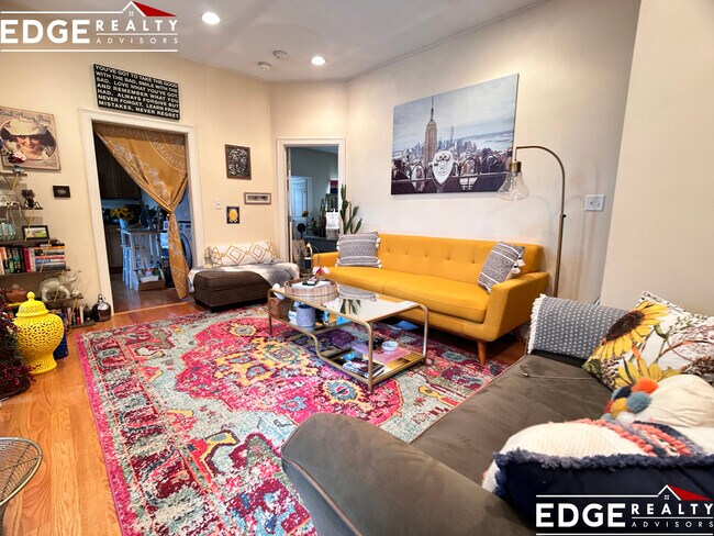 Photo - 40 Carleton St Unit 2