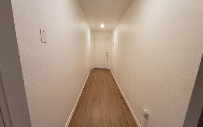 Photo - 27022 Breakaway Ln