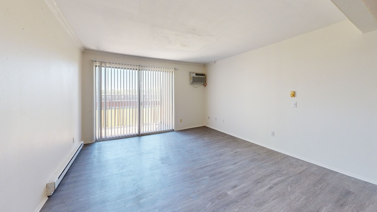 Photo - Towne Square Apartments