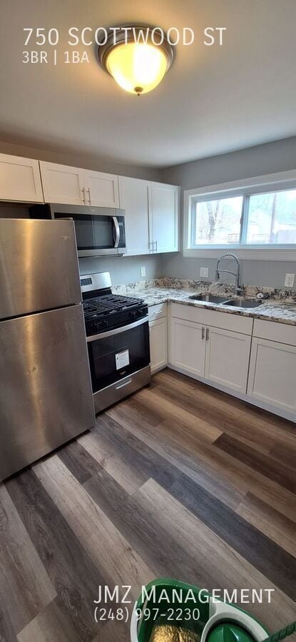 Photo - 750 Scottwood St