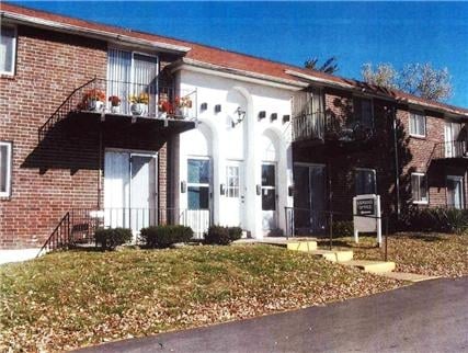 Montecito Apartments