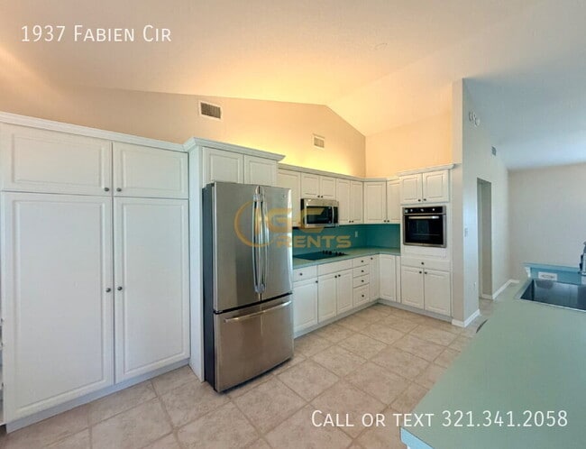 Photo - 1937 Fabien Cir