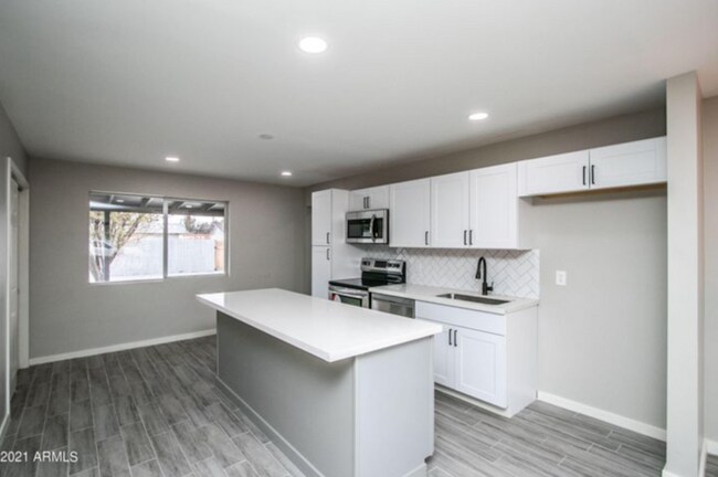 Photo - Beautiful remodel home near ASU