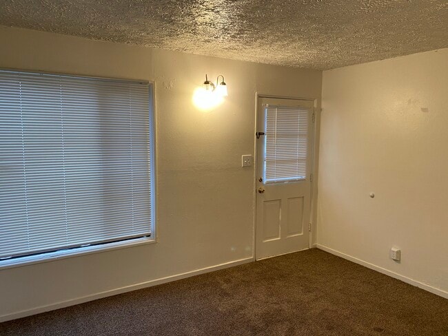 Photo - 1101 E 420 S St