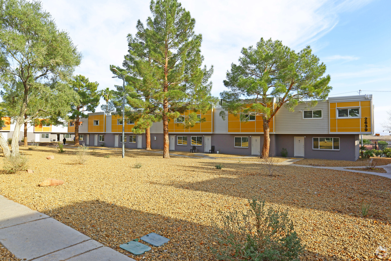 Centennial Park Arms Apartments - Centennial Park Arms Apartments