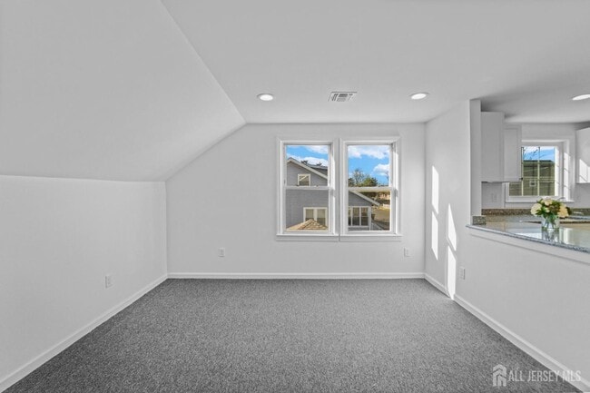 Photo - 43 Hillcrest Ave