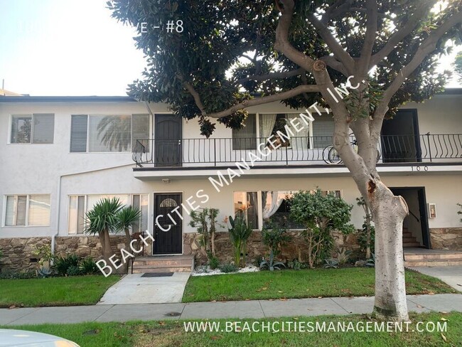 Charming 1 Bedroom 1 Bath Condo- Blocks Aw... - Charming 1 Bedroom 1 Bath Condo- Blocks Aw... Unit #8