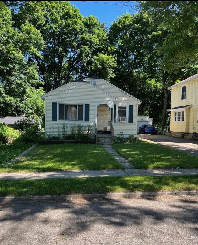 Photo - 1012 Greenwood Ave