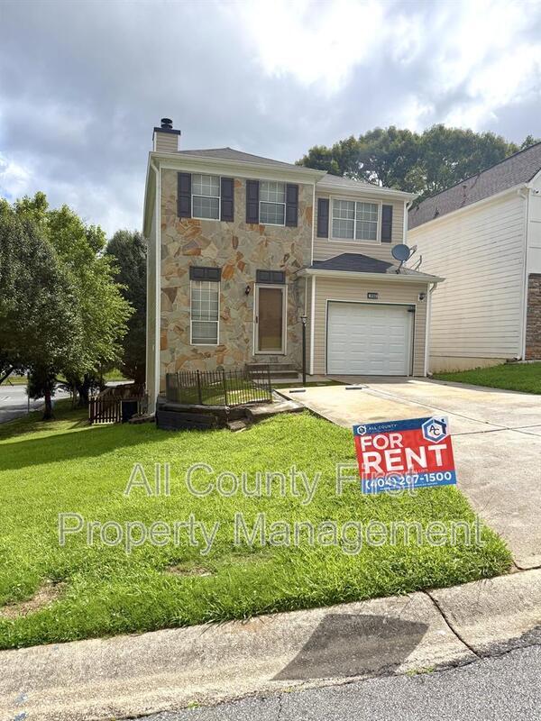 Building Photo - 1183 Red Oak Cove