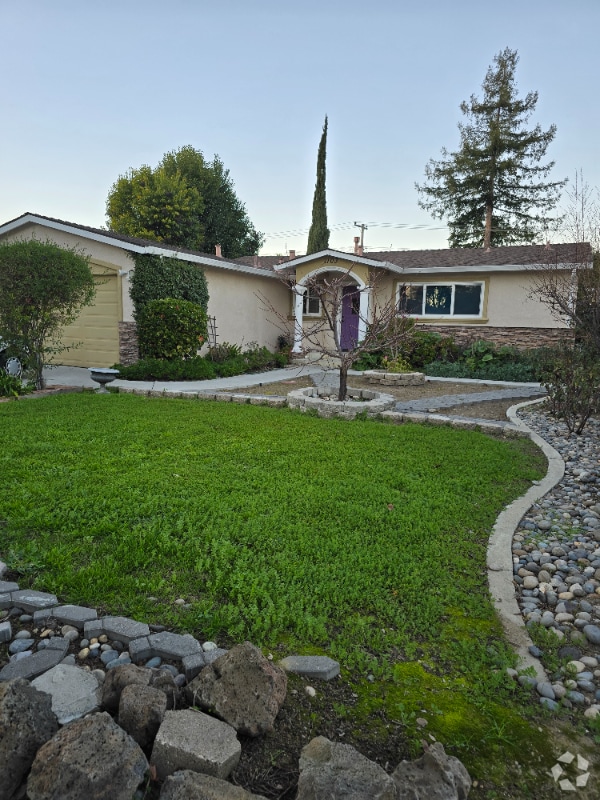 Building Photo - 412 Rosemont Dr Rental