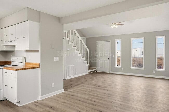 Building Photo - 90 Park St Unit 103