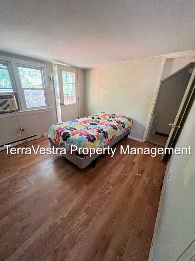 Photo - 376 S Hook Rd Apartment Unit C