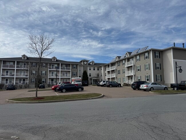 Photo - 17 Carmichael St Unit Senior Housing