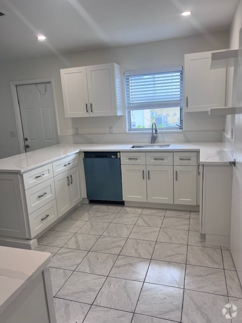 Building Photo - 800 Ibis Way Unit 2 Rental