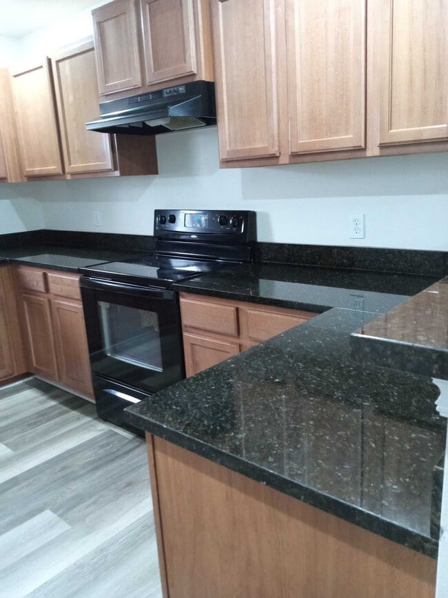 Photo - 11 Fuller Cir