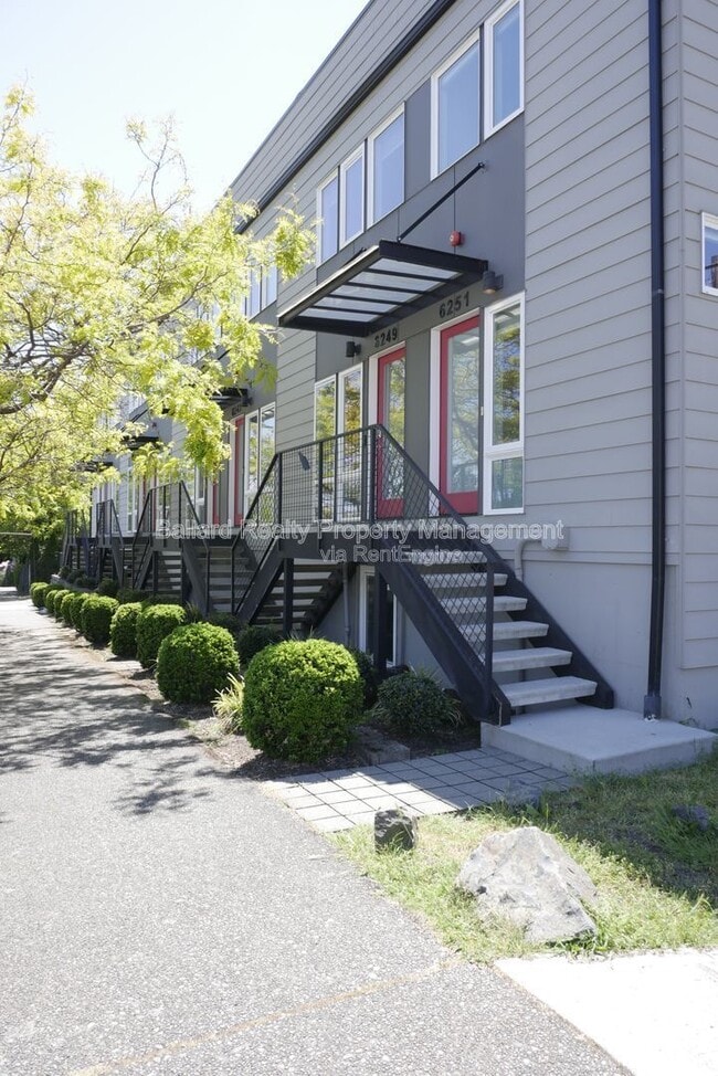 Photo - 6251 8th Ave NW