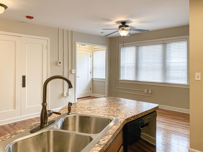 Photo - Frederick Building