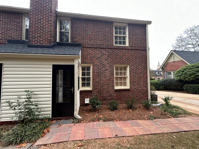 Photo - 103 Gordon St