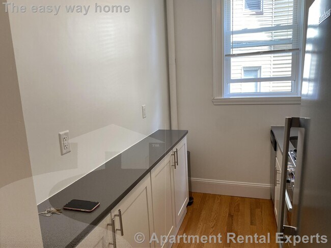 Photo - 170 Maple St Unit #111