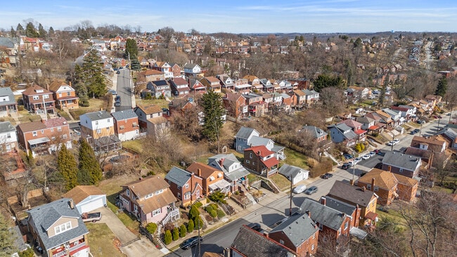 Photo - 2921 Brentwood Ave