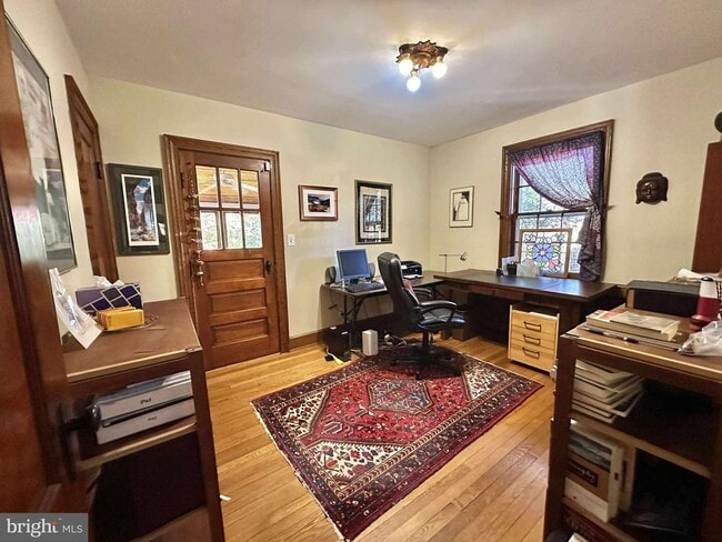 Photo - 1700 N Stafford St