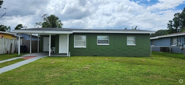 Building Photo - 5205 S 82nd St Rental