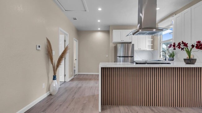 Photo - Downtown San Jose- beautifully renovated 3 bed/2 bath house with central heating and A/C