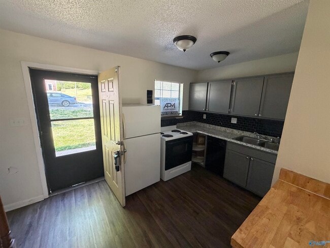 Building Photo - 4931 Cotton Row NW Unit C