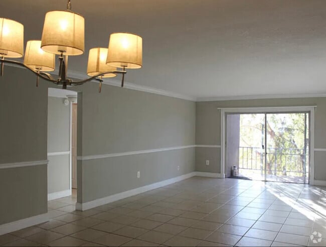 Building Photo - 9441-944176 SW 76th St Rental
