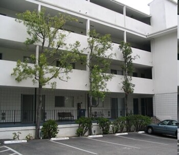 Photo - Riviera Hills Apartments