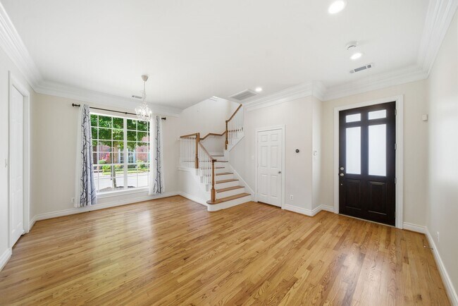 Photo - 3243 N Pemberton Cir Dr