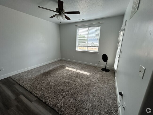 Building Photo - 767 N 380 W Unit 767 Rental